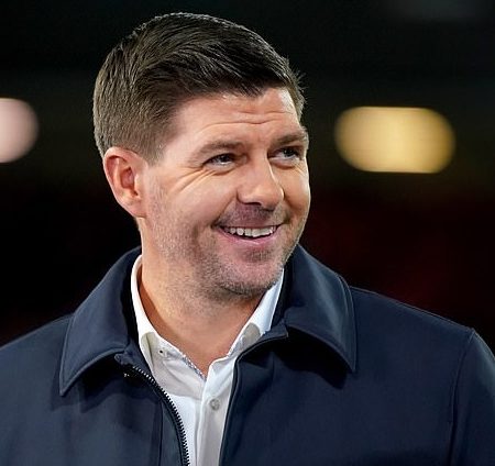 Steven Gerrard linked with vacant Carlisle United hot-seat